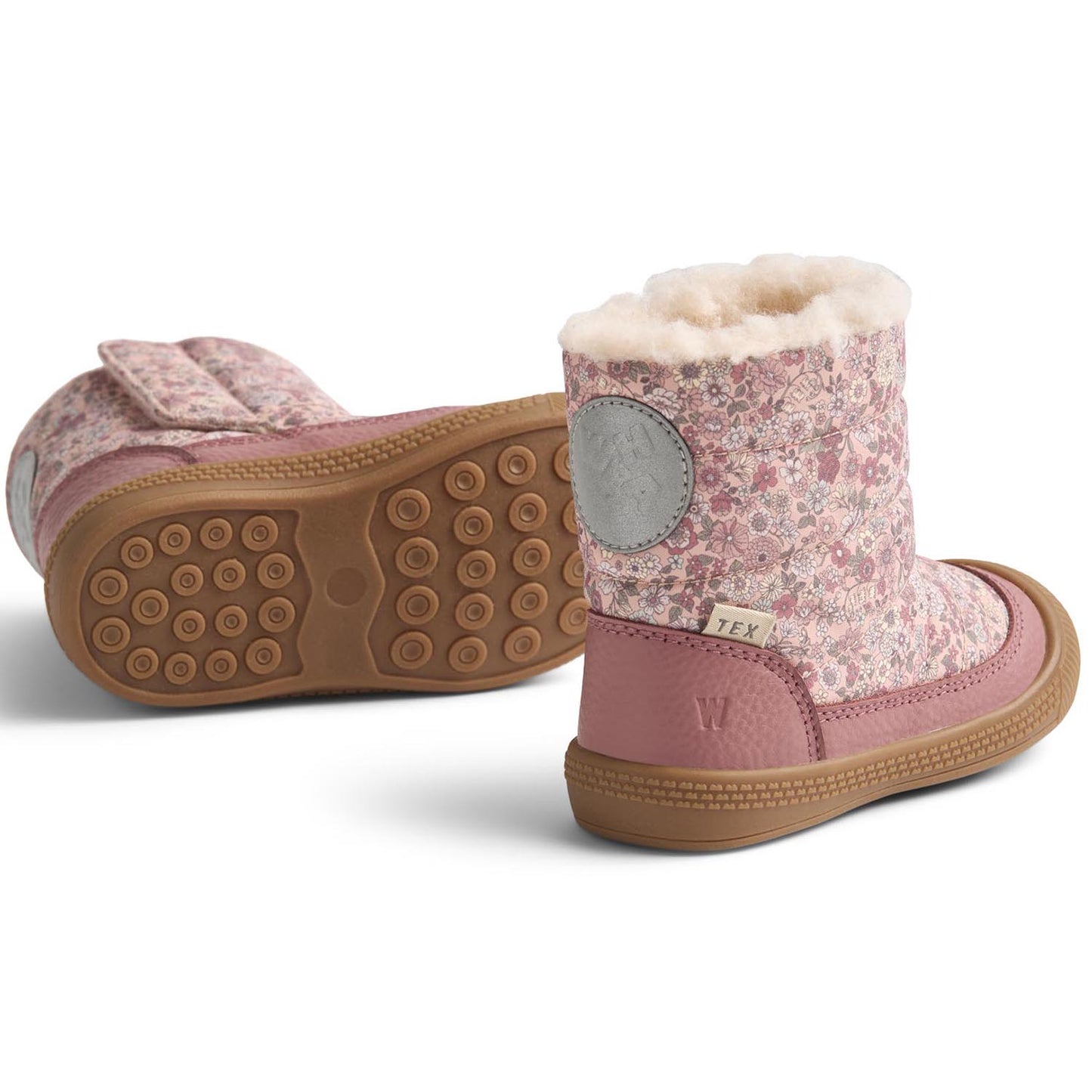 WHEAT TEX Stiefel DELANEY WF513k-01 zeigt eine bequeme Passform und robuste Sohle für winterliche Bedingungen