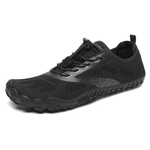 Seitenansicht des SAGUARO Schuhe SMART – schwarz; Mesh-Obermaterial, schwarze Sohle, Schnürverschluss