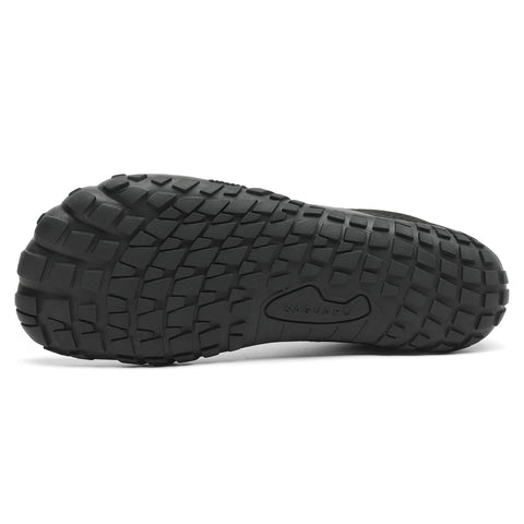 SAGUARO Barfußschuh SMART – schwarze Gummi-Sohle mit grobem Profil (Sohle von unten)