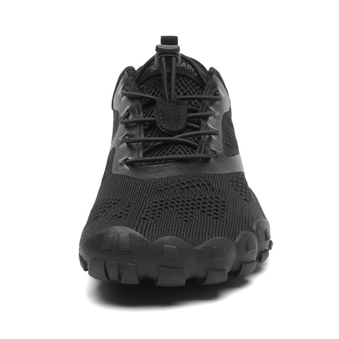 Vorderansicht des SAGUARO Barfußschuh SMART in Schwarz; Mesh-Obermaterial, Schnürung, grobe Profilsohle