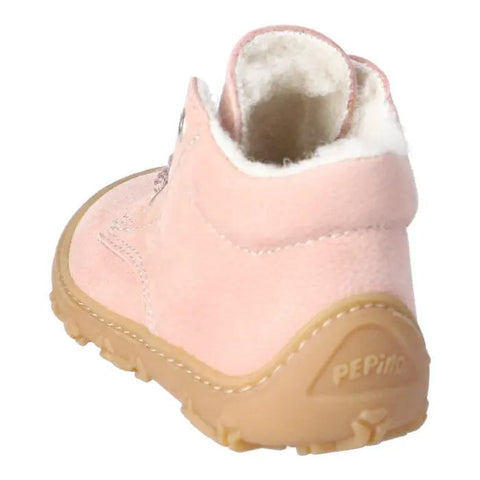 Rückansicht des Ricosta COLIN Schuhs; rosa Obermaterial, beige Sohle