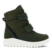  Close-up of olive ECCO GORE-TEX Stiefel URBAN SNOWBOARDER 722352-55894 boots with laces and logo