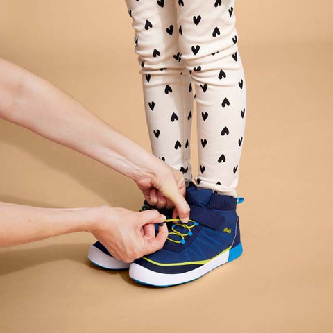 SFOLI TEX Knöchelschuh TREKKI in modischem Design für anspruchsvolle Outdoor-Enthusiasten