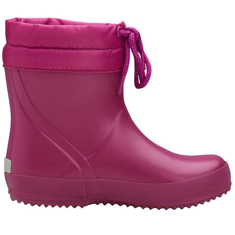 A close-up image of the VIKING Gummistiefel ALV INDIE in fuchsia, showcasing the durable rubber material and the stylish design with a comfortable fit for outdoor activities