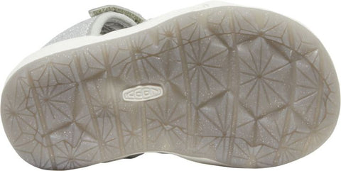 Side view of silver KEEN Halbsandale MOXIE TOTS showing comfortable footbed and secure fit