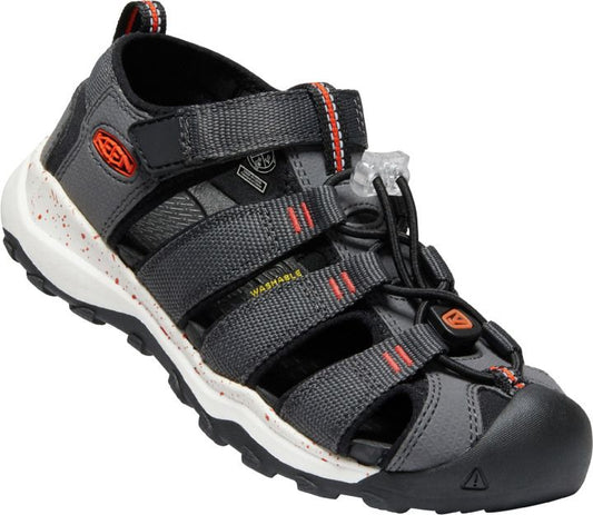 KEEN Halbsandale NEWPORT NEO H2 - anthrazit / rot - An image showing the durable and stylish Keen Newport Neo H2 sandal in anthracite and red colorway, perfect for outdoor activities