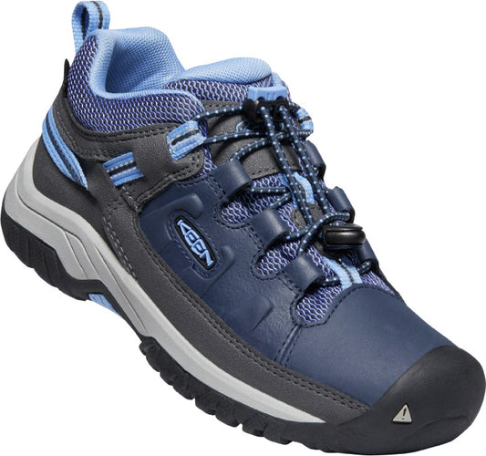 A detailed image of the KEEN WP TEX Halbschuh TARGHEE LOW in dark blue and smoke blue, showcasing its waterproof and durable construction for outdoor activities