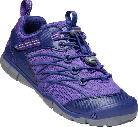 Versatile and stylish KEEN Halbschuh CHANDLER CNX in lila and blau