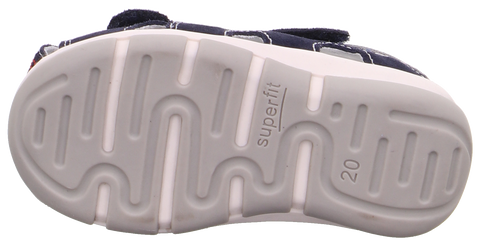  Side view of SUPERFIT Halbsandale FREDDY 140-81 in navy and red, highlighting the durable rubber outsole and supportive toe cap