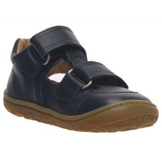 Kid wearing LURCHI Barfuß Halbsandale NANDO 50002-29