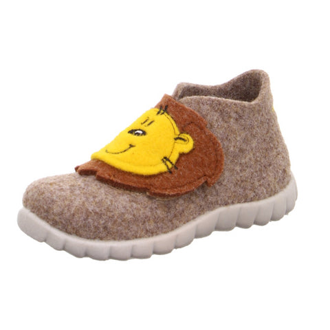 A comfortable and stylish brown SUPERFIT Hausschuh HAPPY 295-40, featuring a lion design