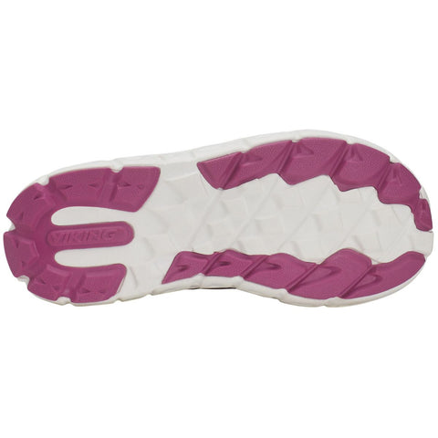 Viking VEME MID REFLECTIV GTX ankle shoe with durable construction