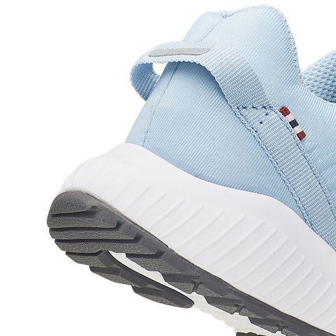  VIKING GORE-TEX Halbschuh AERY TAU LOW GTX on rocky terrain 