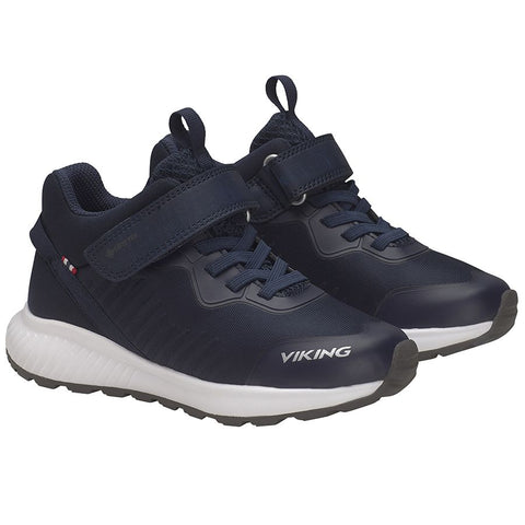 Close-up of Viking Gore-Tex Knöchelschuh Aery Tau Mid GTX - navy shoe laces