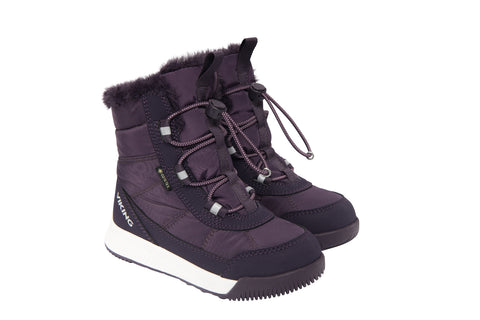 A side view of the Aery Warm GTX boots showing the sturdy and slip-resistant sole