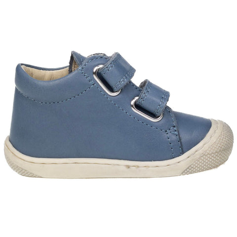 NATURINO Halbschuh COCOON in celeste color with light sole, a stylish and comfortable footwear option for kids