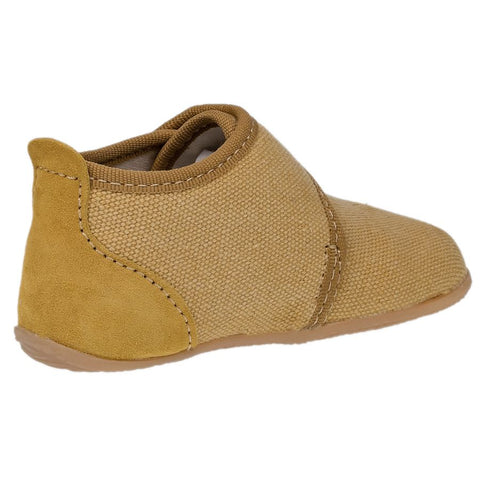 Indoor safran slipper with comfortable lining and durable sole