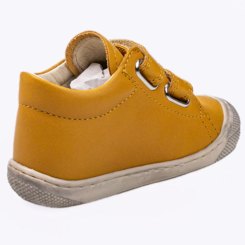 Detail of NATURINO Halbschuh COCOON showing the high-quality material and craftsmanship