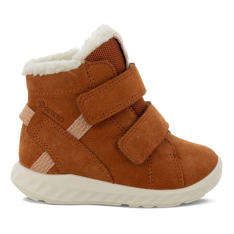 Close-up of the brown ECCO GORE-TEX Knöchelschuh SP1 LITE INFANT MID-cut 724181-02671