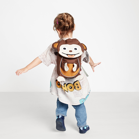 Colorful small AFFENZAHN Rucksack KLEINER FREUND with playful monkey design for kids