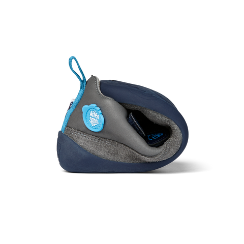 Kids' AFFENZAHN Barfuß Halbschuh BUDDY BÄR with bear design in dark grey and dark blue