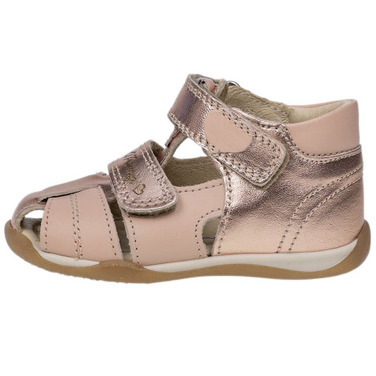  Stylish roségold halbsandale with comfortable design for kids 