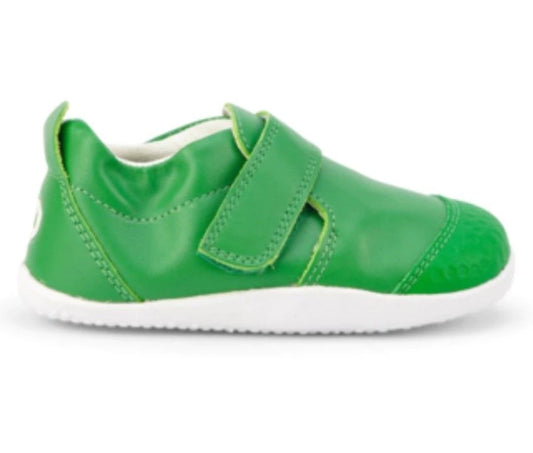 BOBUX PreWalker XP GO 501032 - grün - a green, lightweight, and flexible prewalker shoe for babies
