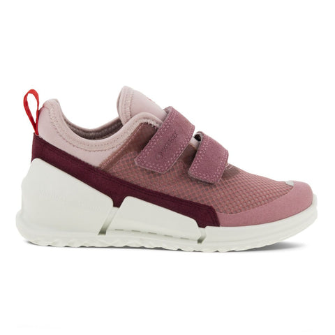 Stylish and comfortable ECCO GORE-TEX Halbschuh in pink and cherry colors