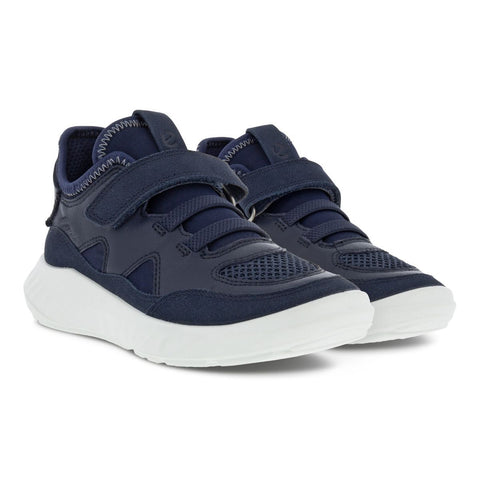 Stylish ECCO GORE-TEX Halbschuh SP1 LITE 712762-51142 in dark blue color with durable and waterproof features for outdoor activities and everyday wear