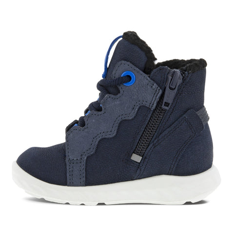 A high-quality ECCO GORE-TEX ankle shoe in dark blue and royal blue (724131-52344) with SP1 LITE technology for ultimate comfort and style