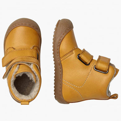 High-quality NATURINO Stiefel BUBBLE in curry color, perfect for fashion-forward kids