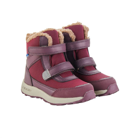 A pair of FINKID TEX Stiefel LAPPI 7332038 boots in fuchsia and beere colors, perfect for outdoor activities and cold weather