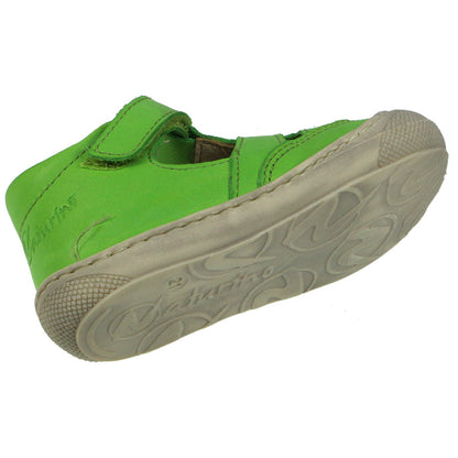  Side view of NATURINO Halbsandale WAD in bright apfelgrün, featuring cushioned insole and flexible rubber sole for all-day comfort and support