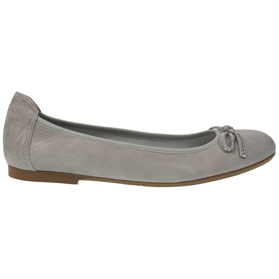 Acebo's Ballerina 9107 in light grey with a cute bow detail