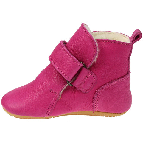 Adorable pink FRODDO PreWalker shoes with soft sole for babies