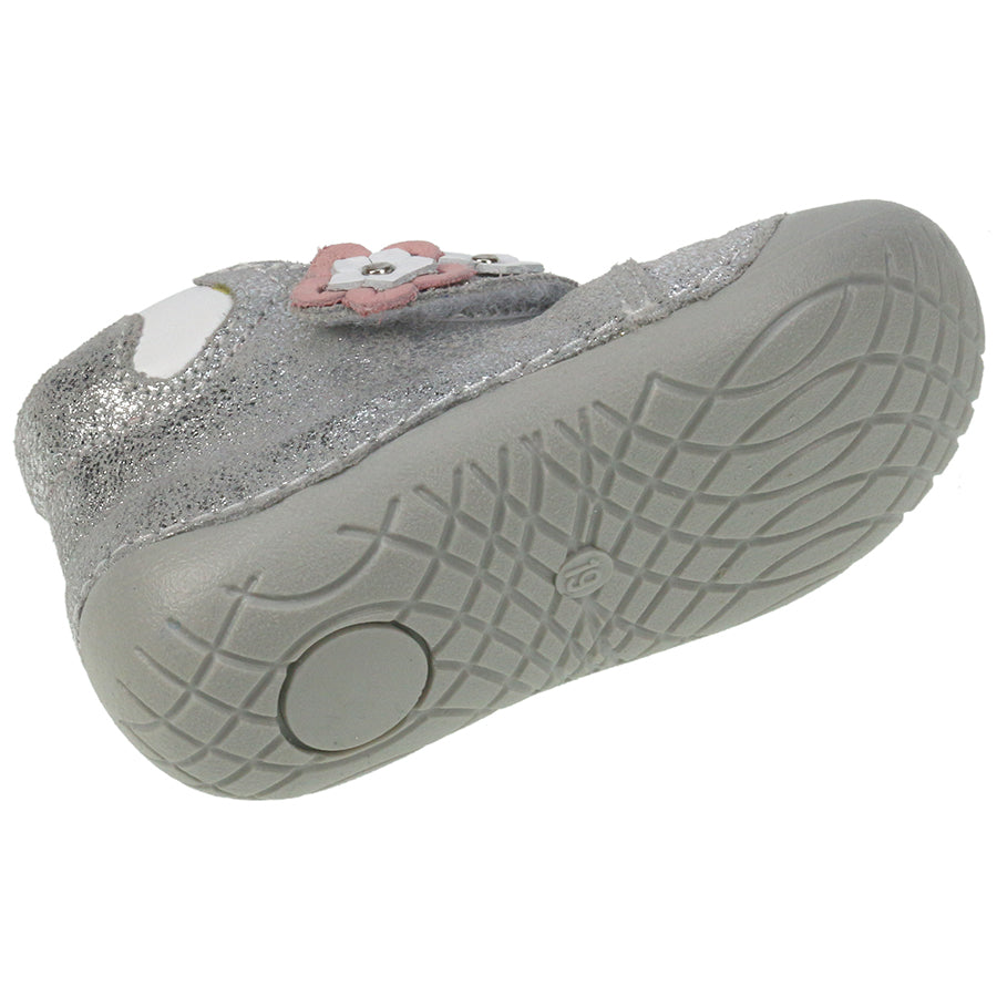 Comfortable PRIMIGI PreWalker 14000 footwear in silver featuring lovely flowers