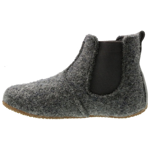 Warm and comfortable LIVING KITZBÜHEL Hüttenschuh 3064-610 - grau house shoes with soft wool lining and durable construction