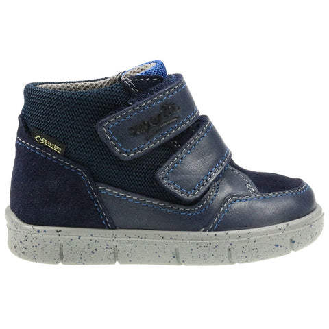 Stylish navy and royal blue SUPERFIT GORE-TEX Knöchelschuh 427-80 shoe on white background 