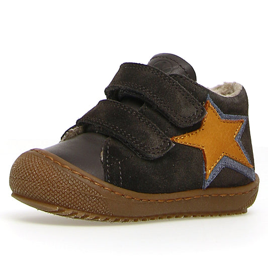 NATURINO Halbschuh FLEXY in grey color, adorned with a star and lined with warm material for added comfort and style