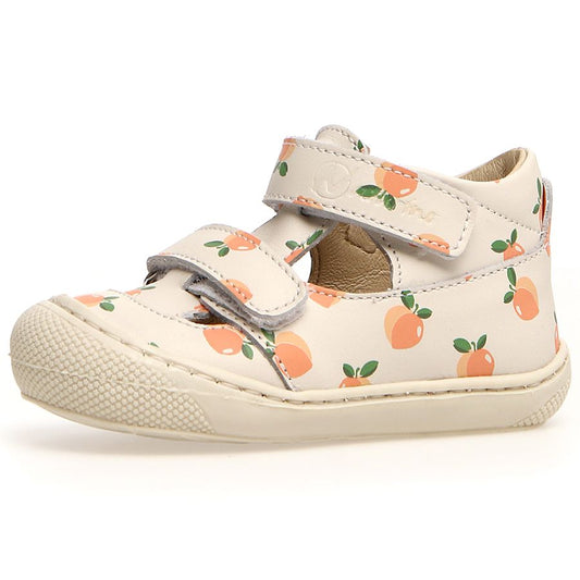 NATURINO Halbsandale PUFFY in créme color with apricot details, perfect for summer outings and comfortable for little feet