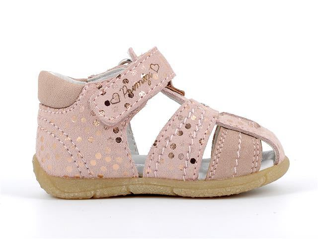 PRIMIGI Halbsandale 74105 in rosa with roségold details and cute Pünktchen pattern, perfect for stylish and comfortable summer wear for girls