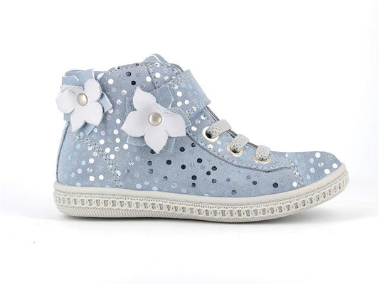 PRIMIGI Knöchelschuh 74190 in blue with white polka dots, a stylish and comfortable ankle boot for kids